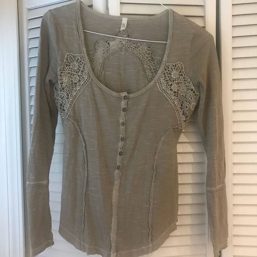 ⭐️ Free People Shirt ⭐️